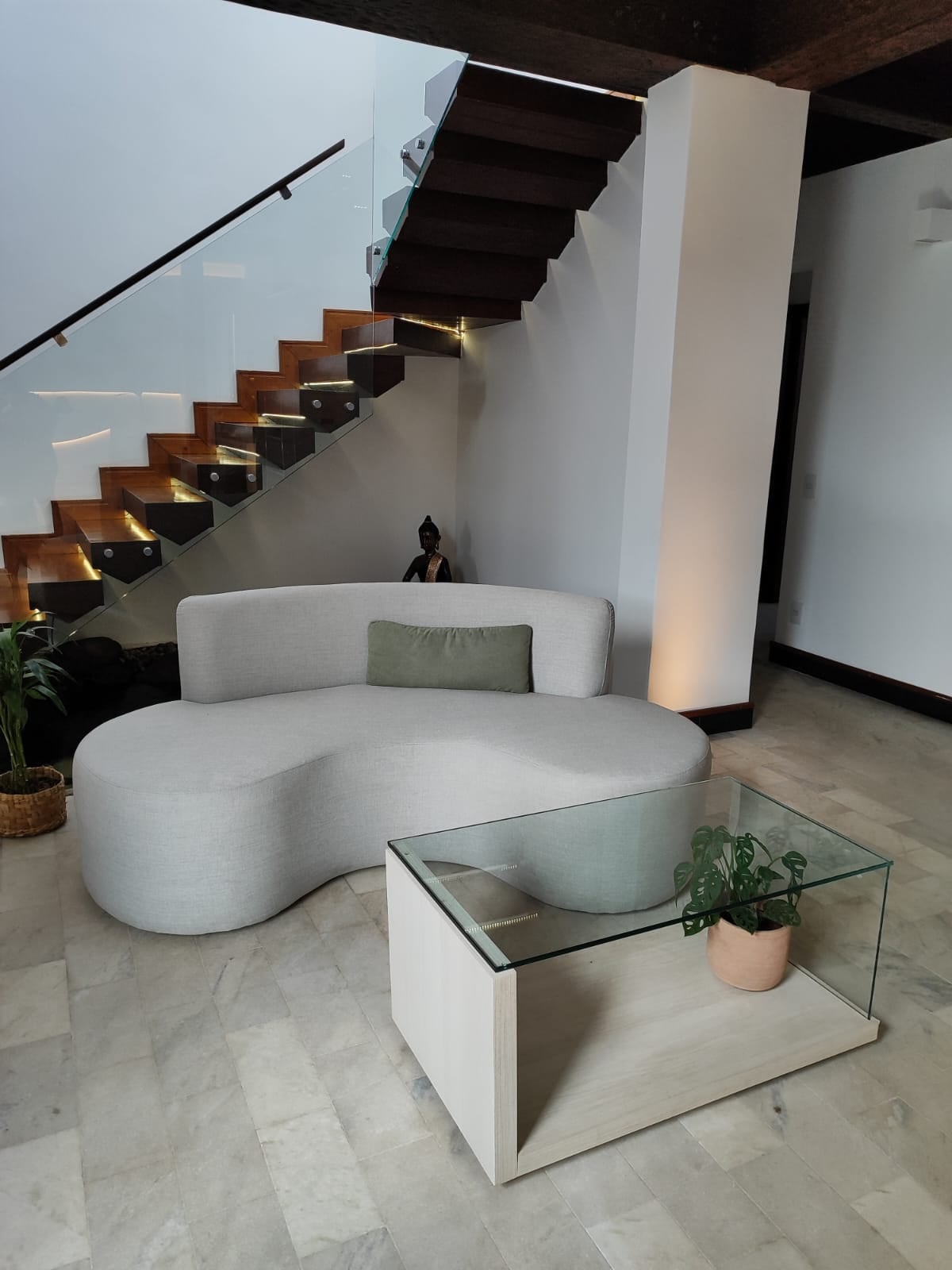 Lounge moderno da clínica
